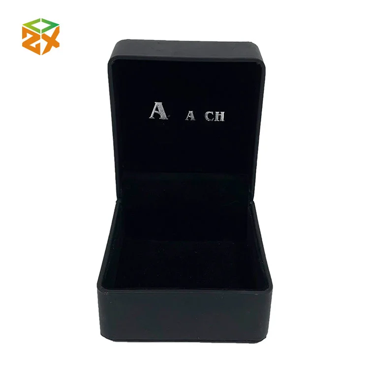 रिंग नेकलेस उपहार बक्स